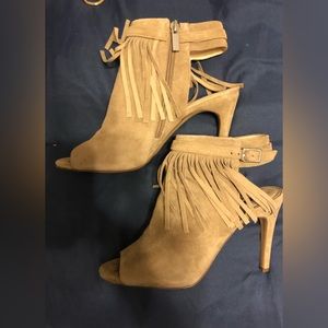 INC suede tassel shooties 💕❤️💕